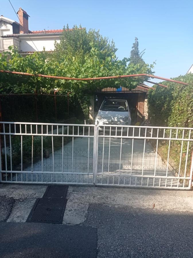 Studio Apartman Karla Rijeka Eksteriør billede